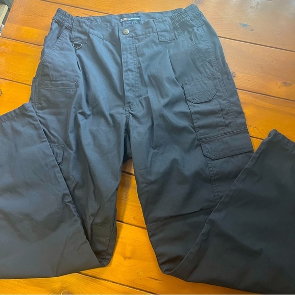 5.11 Tactical Men’s Blue Tactical Cargo Ems Pants New Without Tags Size 34x32 - Picture 1 of 4